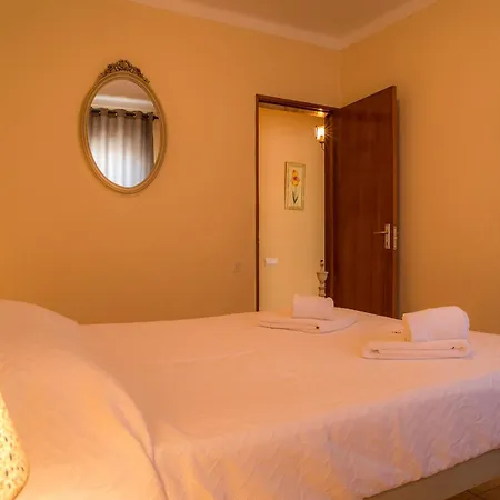 B32 - Apartment *