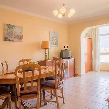 B32 - Apartment